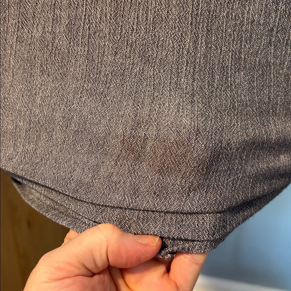 Patagonia gray button down short sleeve shirt - Picture 6 of 10